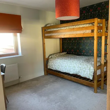 Ev Friendly & Stylish Sleeps 7 Vakantiehuis *