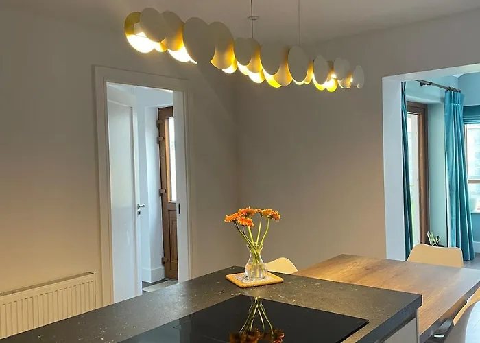 Ev Friendly & Stylish Sleeps 7 *