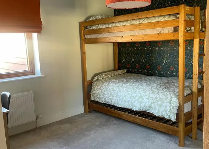 Ev Friendly & Stylish Sleeps 7 Tatil Evi *