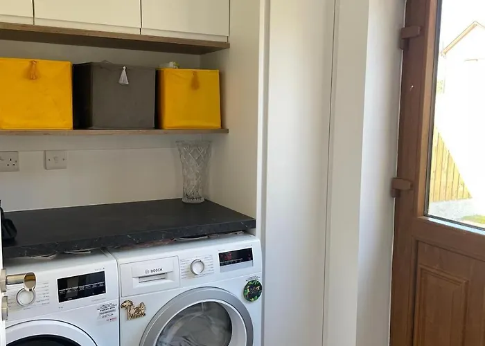 Дом отдыха Ev Friendly & Stylish Sleeps 7 *